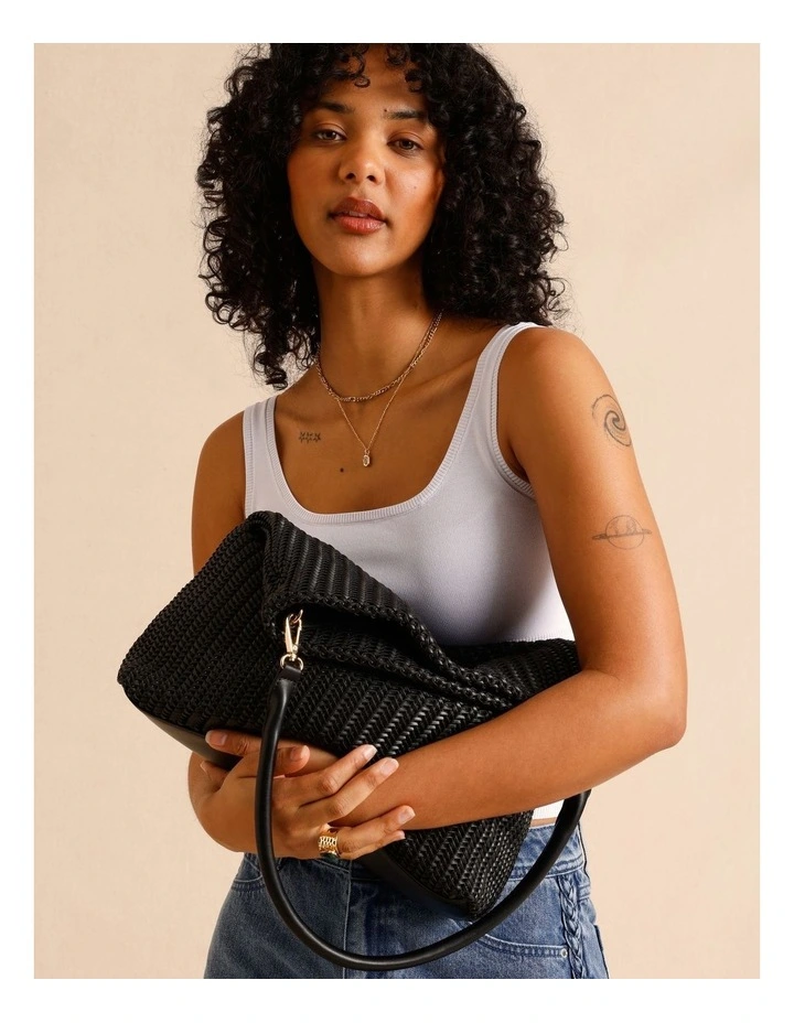 Cleveland Shoulder Bag in Black image 2