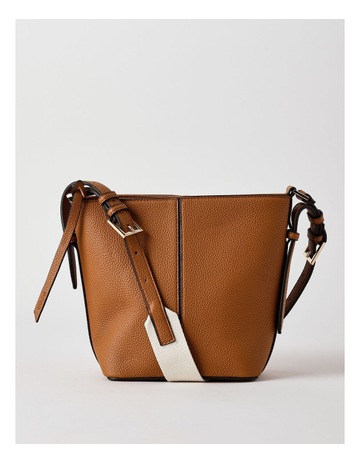 Tan colour