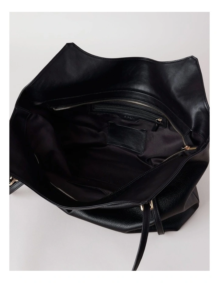 El Monte Tote Bag in Black image 7