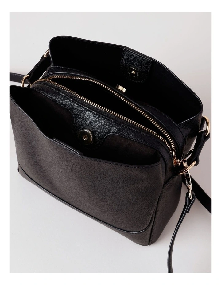 Washington Crossbody Bag in Black image 6