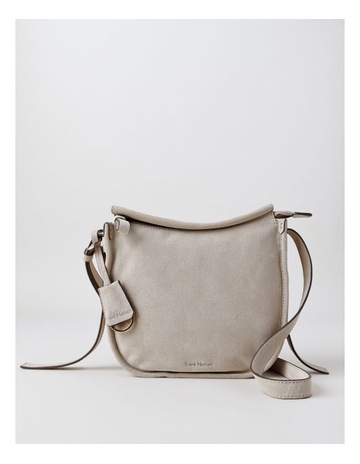 Taupe colour