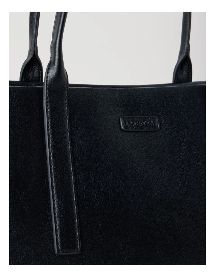 Linda Shoulder Bag in Black image 6