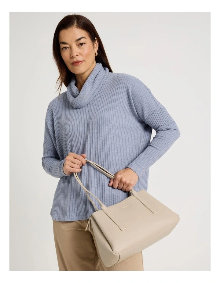 Linda Shoulder Bag in Stone image 4