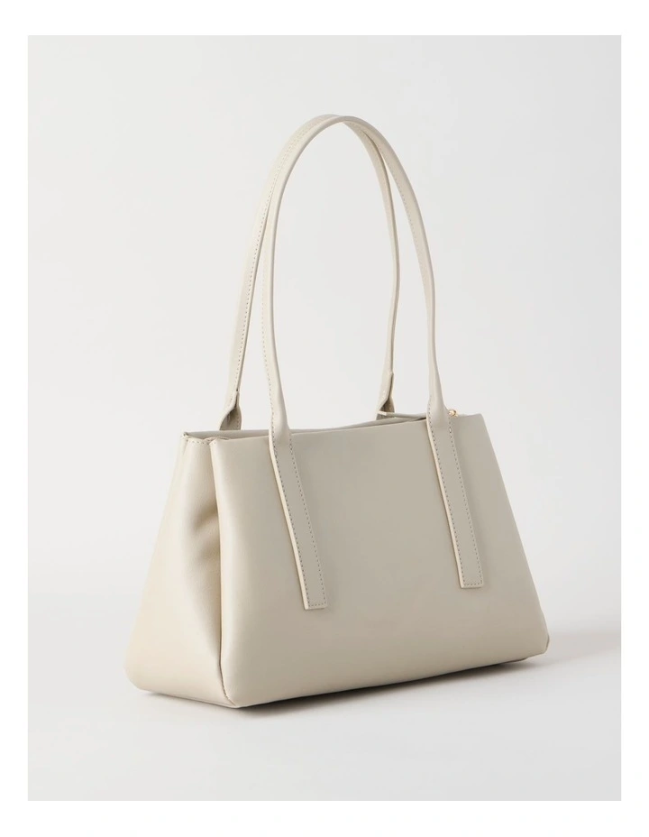 Linda Shoulder Bag in Stone image 5