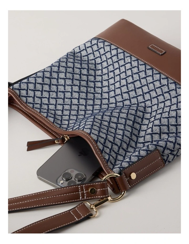Meg Shoulder Bag in Navy Multi image 3