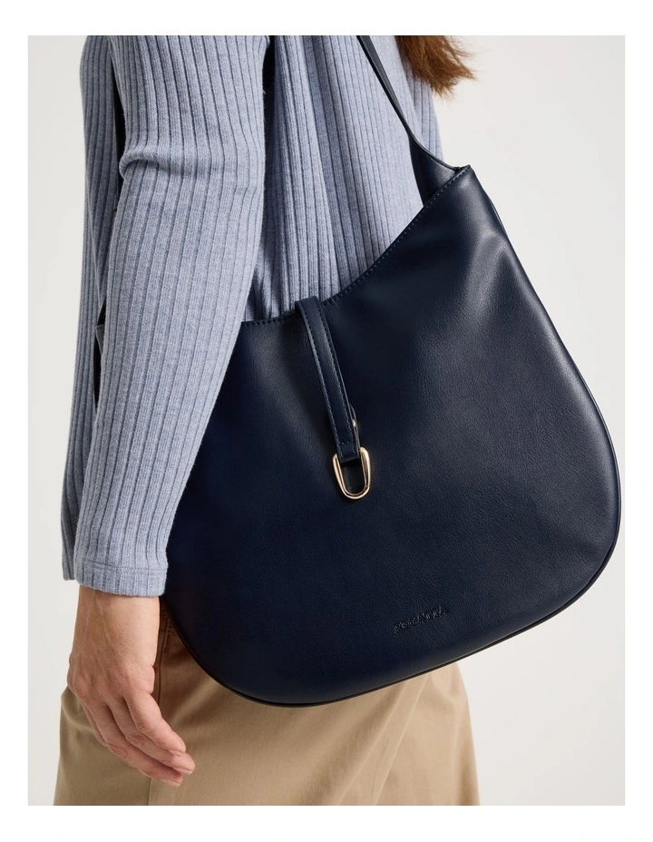 Rye Shoulder Bag in Navy image 4