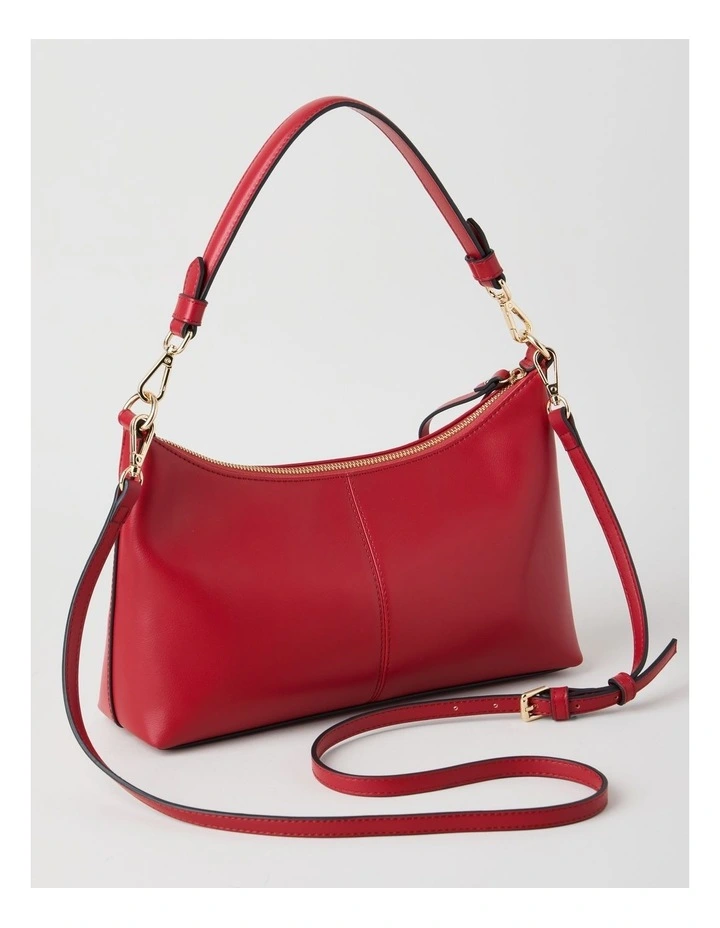 Blairgowrie Shoulder Bag in Red image 4