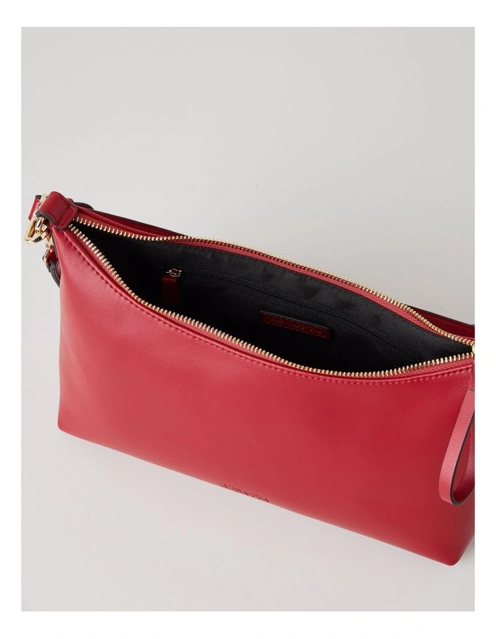 Blairgowrie Shoulder Bag in Red image 6