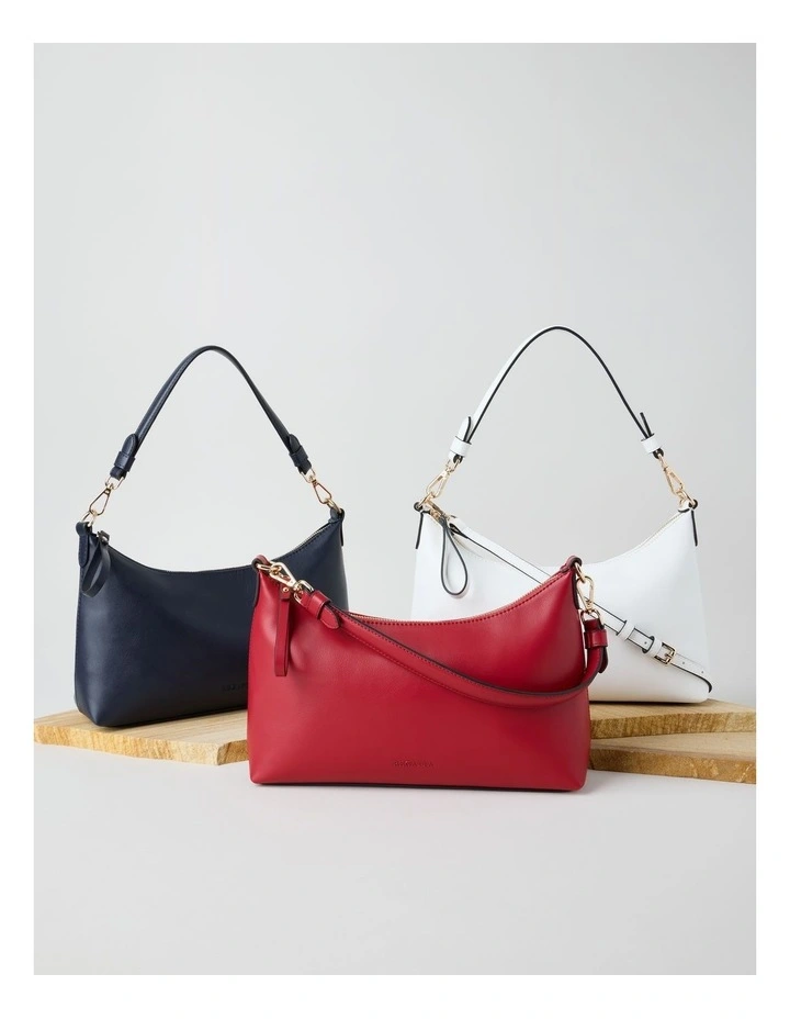 Blairgowrie Shoulder Bag in Red image 7