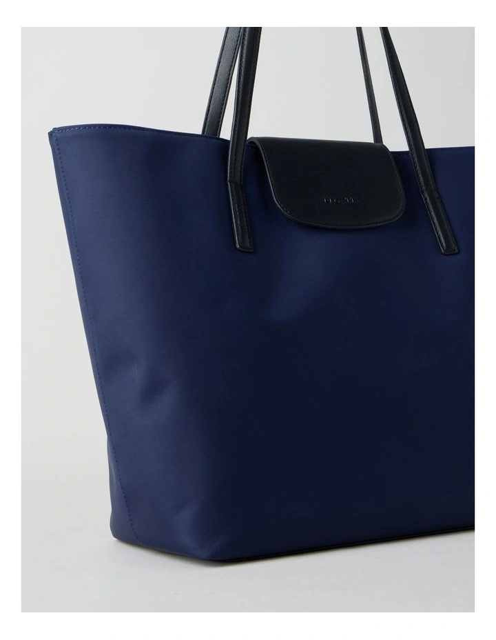 Mornington Tote Bag in Navy image 5