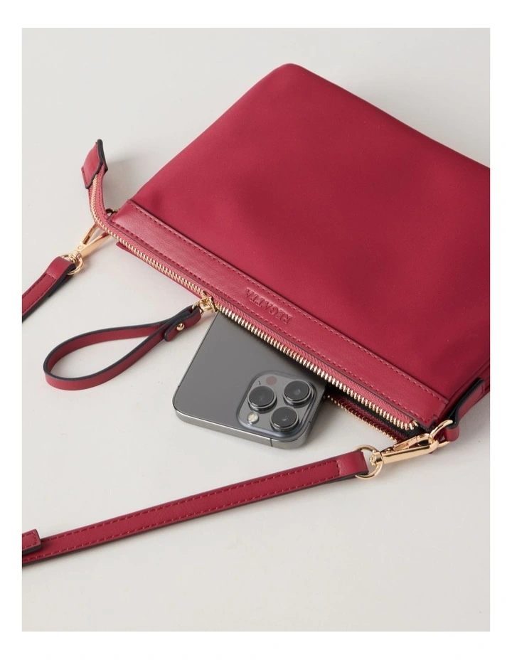 Mornington Crossbody Bag in Red image 3