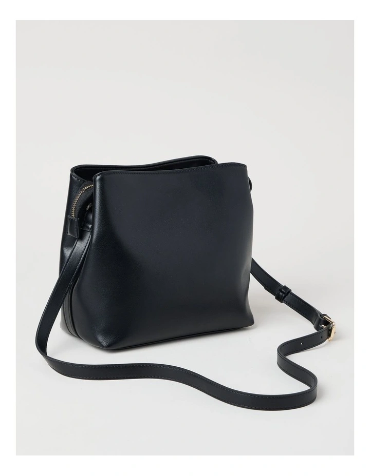 Hampton Crossbody Bag in Black image 3