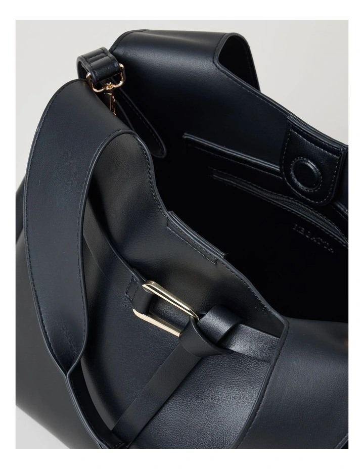 Hampton Shoulder Bag in Black image 6