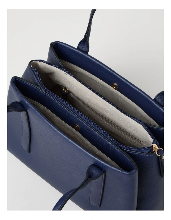 Linda Shoulder Bag in Navy image 6
