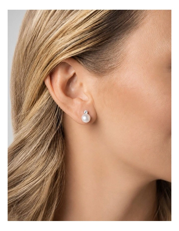 Brilliant Pearl Earrings in White image 2