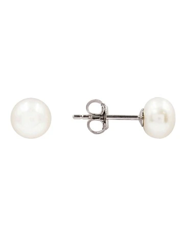 Classic Pearl Medium Studs in White