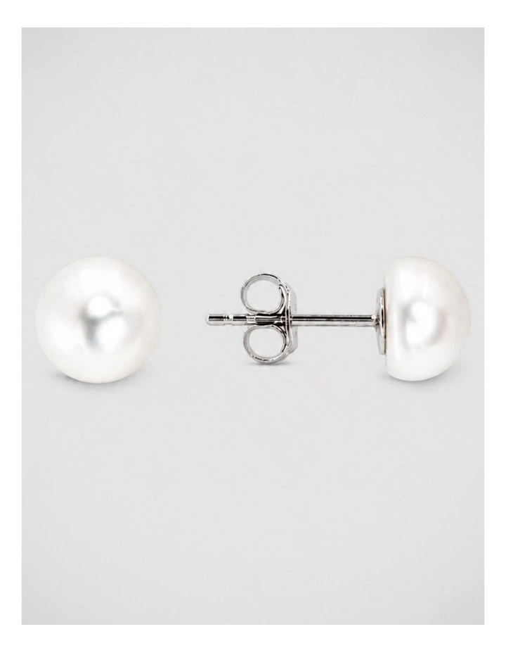 Classic Pearl Studs Large in White image 1