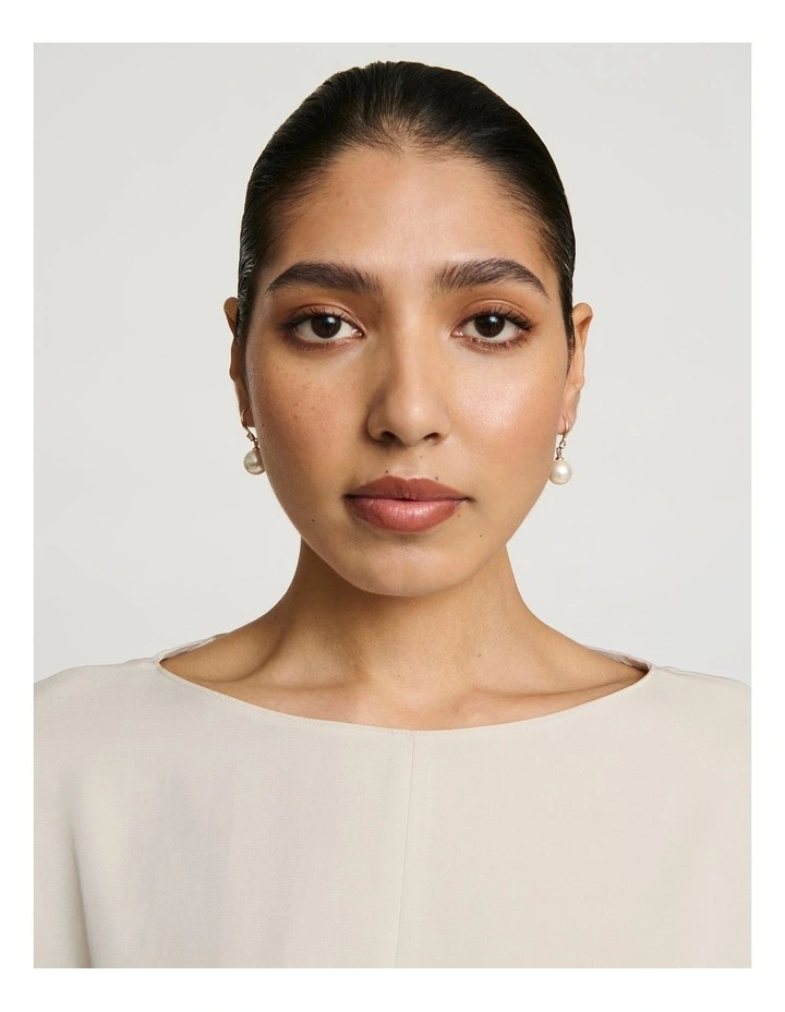 Drop With Stone Earrings in Pearl image 4