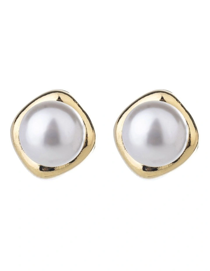 GJED033M Pearl Stud image 1