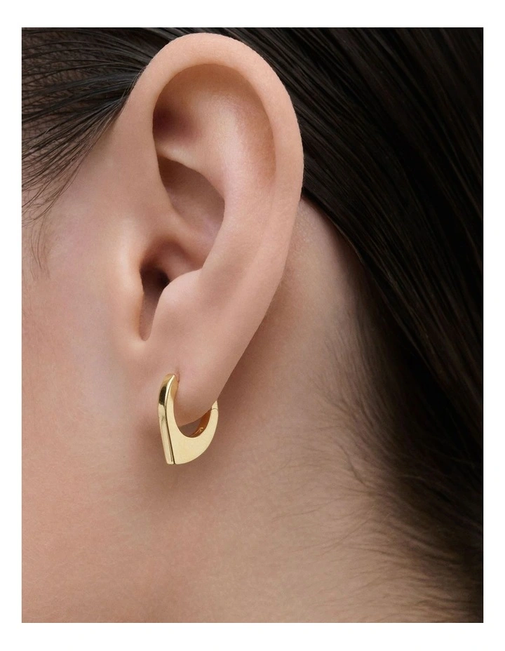 Oda Gold Hoop Earrings in Gold image 2