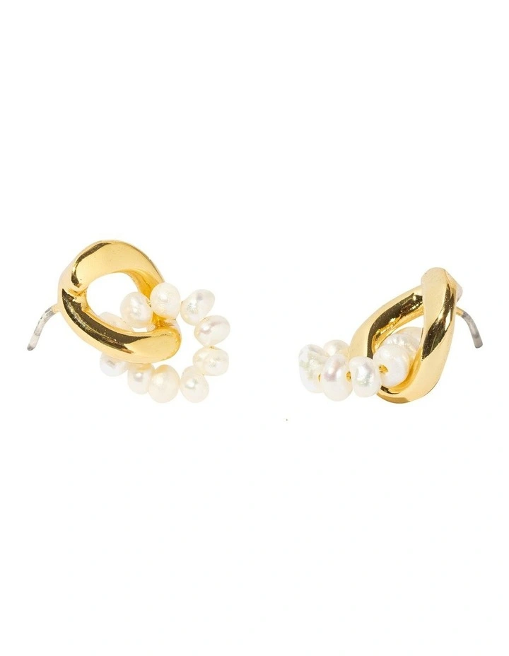 Petite Pearl Link Earrings in Gold image 3