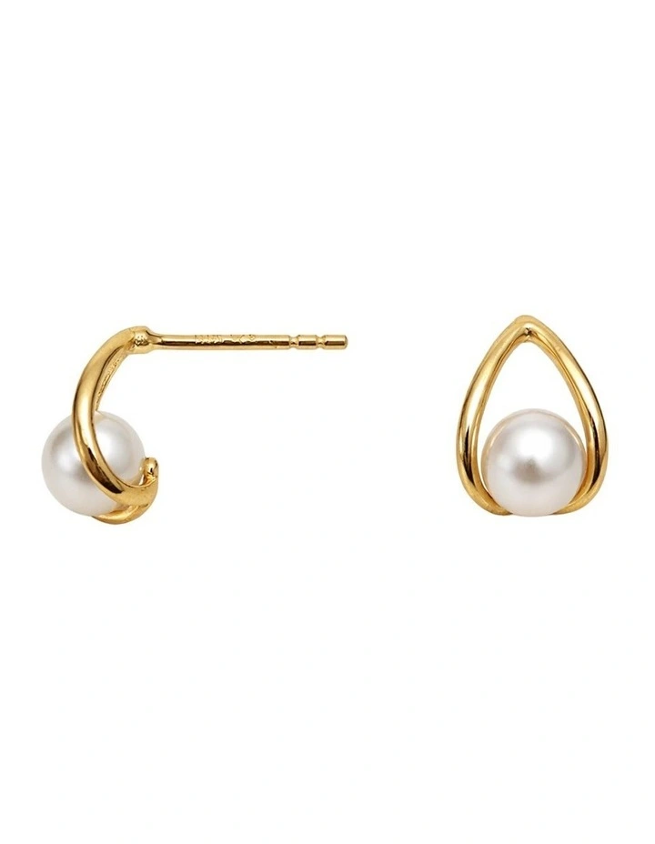Pearl Wishbone Earrings in Gold image 1