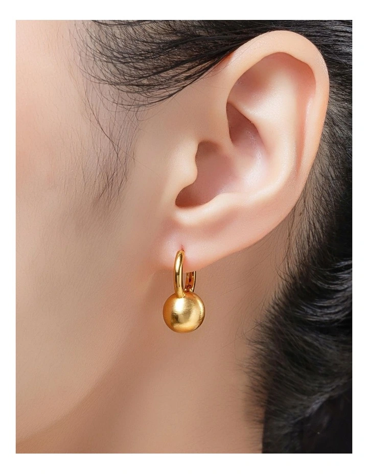 Matt Sphere Huggies Earrings GJEE111M in Gold image 3