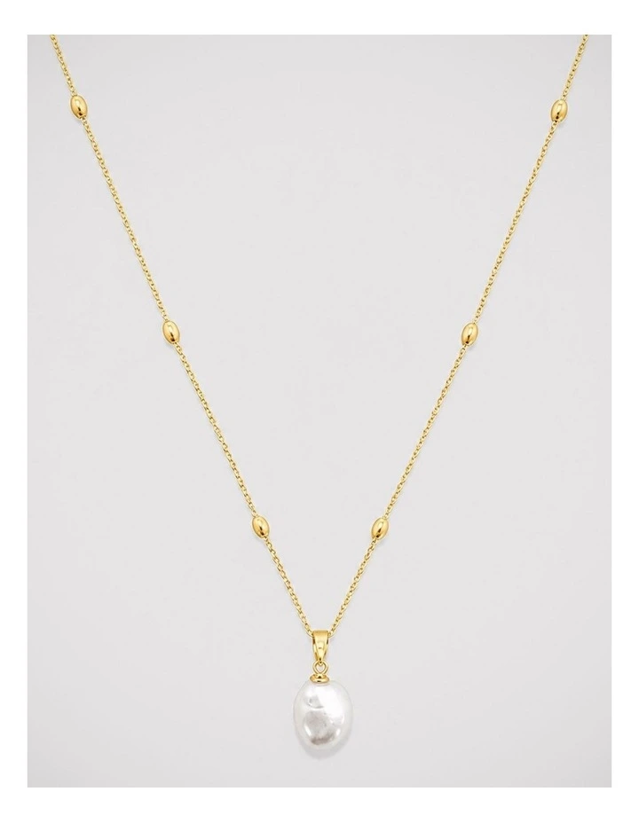14ct Station Chain & Pearl Pendant in Gold image 1