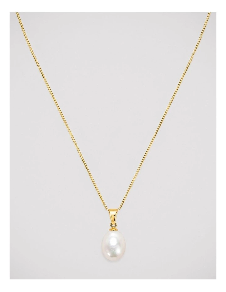 Baroque Pendant in Pearl Gold image 1