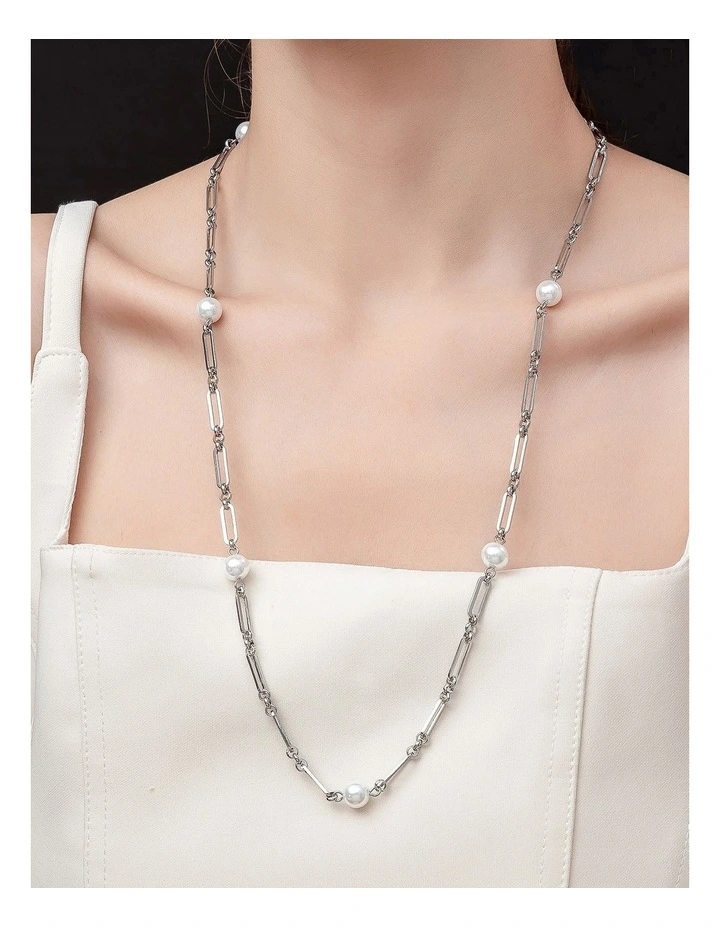 GJND004M - Long Link Pearl Necklace in Rhodium image 3