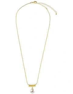 Snake Chain With Faux Pearl in Gold