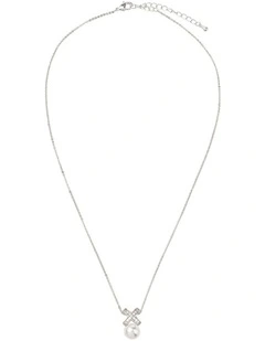 Chain Necklace With Cz Cross And Pearl Gjne004M in Silver
