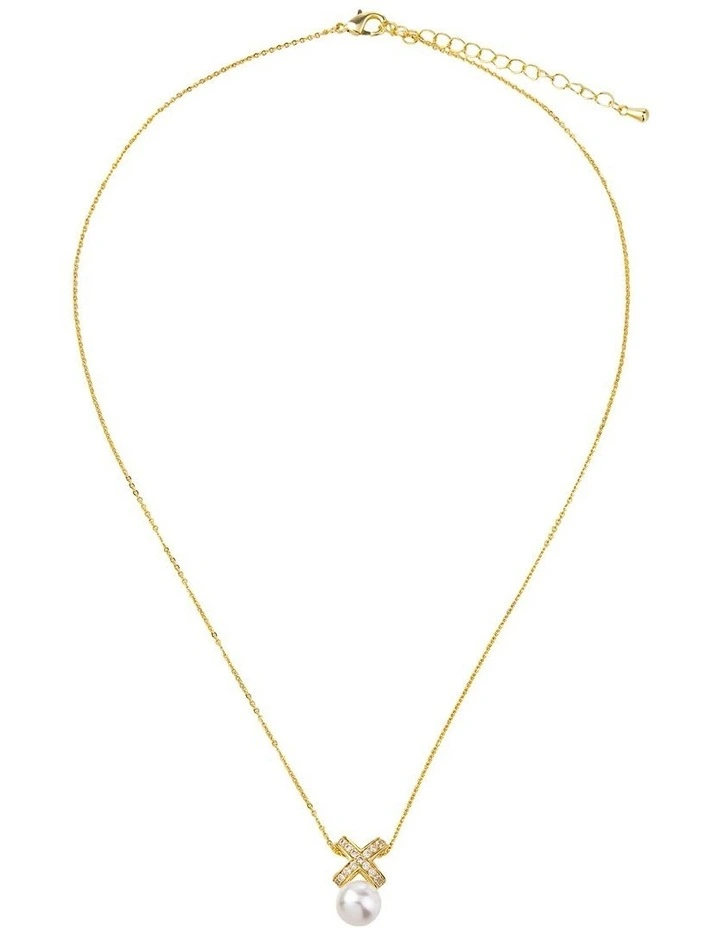 Gjne004M - Chain Necklace With Cz Cross And Pearl in Gold image 1