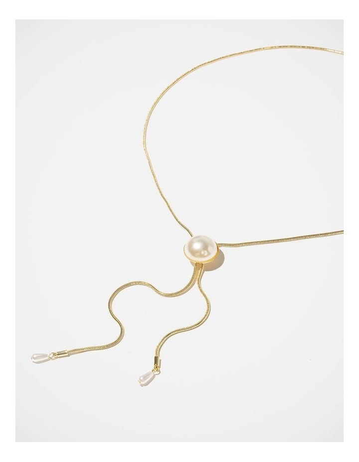Barcs Pearl Button Lariat Necklace in Gold image 3