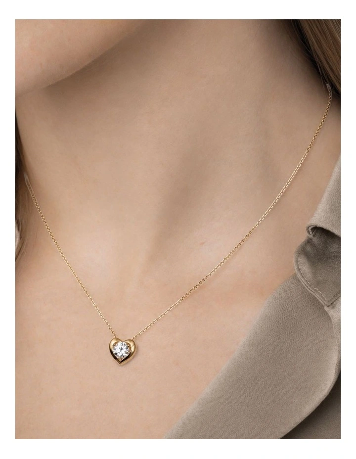 Brilliant Heart Gold Pendant image 3