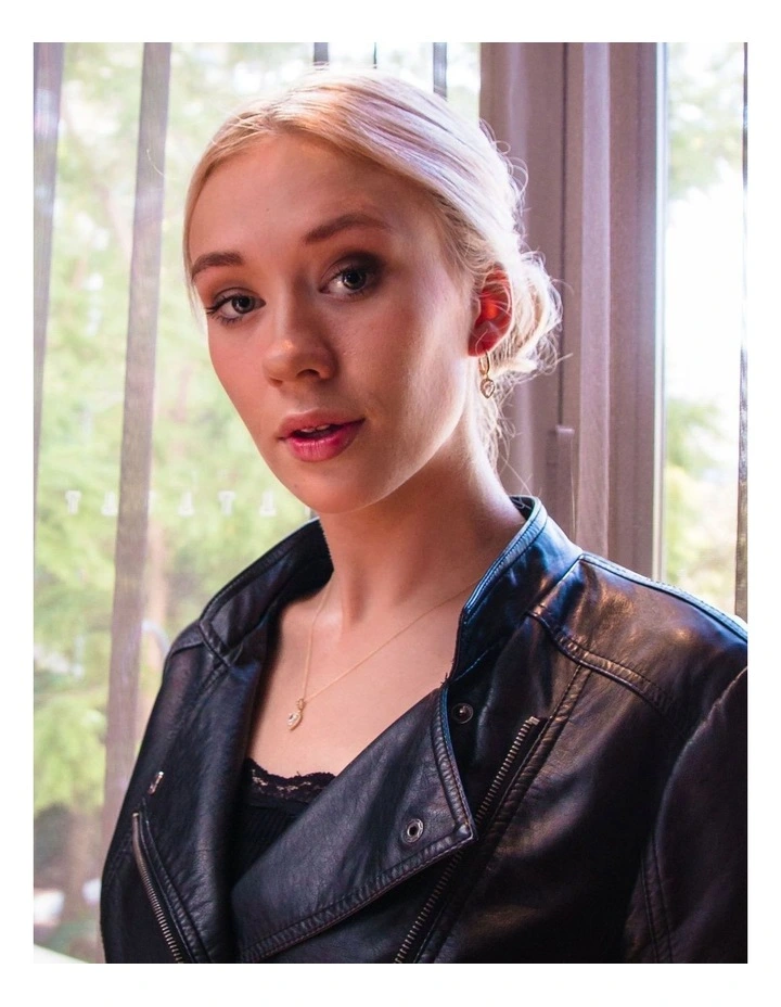 Luxe Splendore Pendant Necklace in Gold image 2