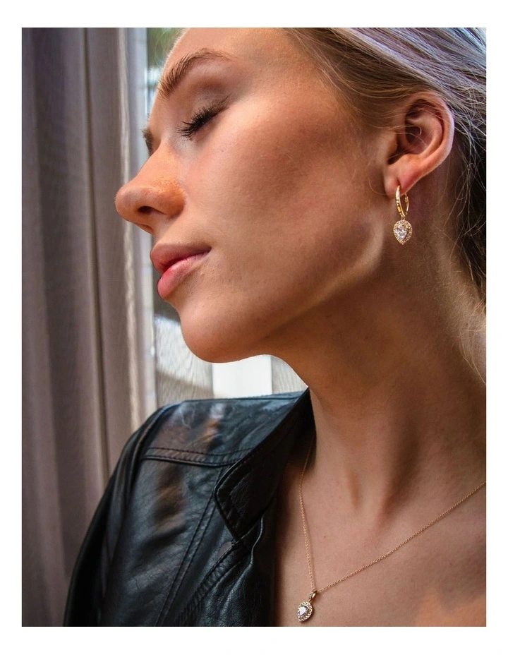 Luxe Splendore Pendant Necklace in Gold image 3