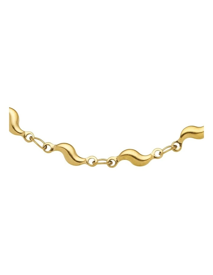 Twist Link Bracelet in Gold image 2