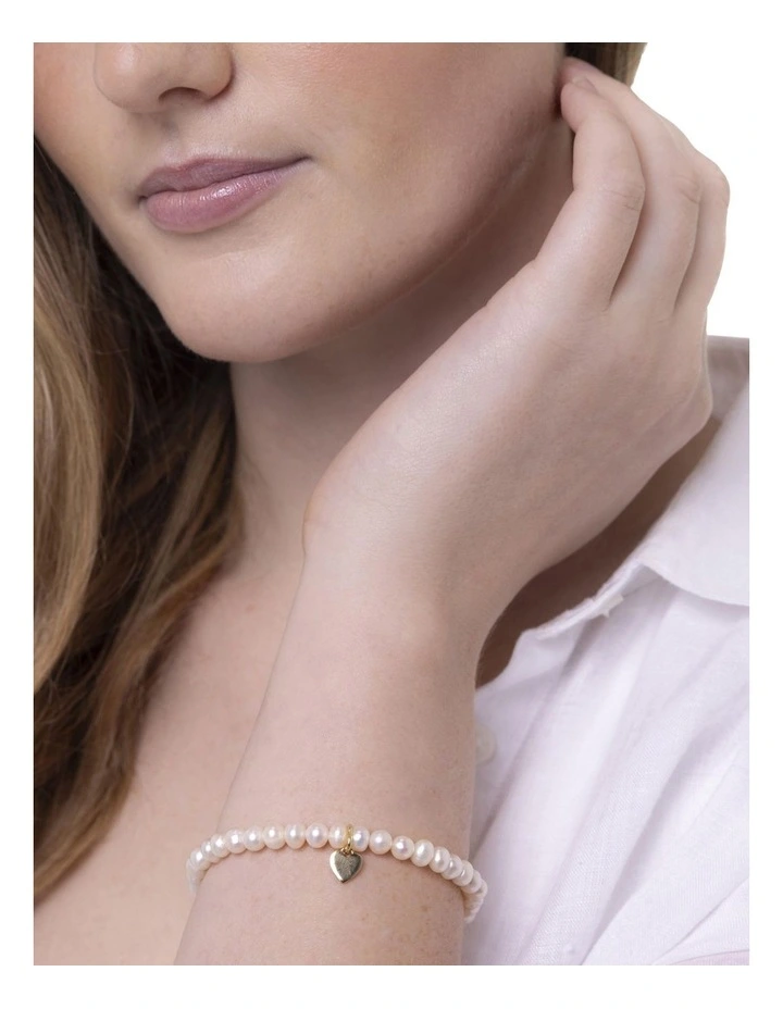 Versatile Pearl Bracelet in White image 2