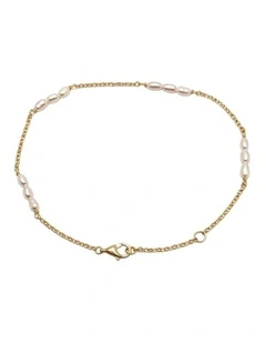 Dainty Pearl Trio Chain Bracelet in Gold