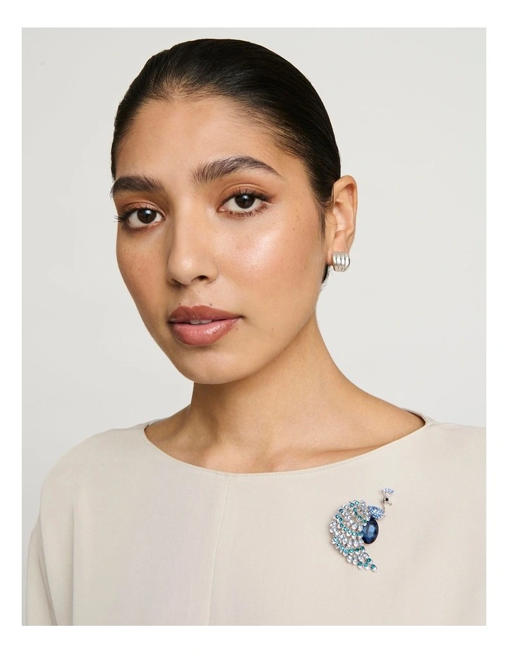 Elegant Peacock Brooch in Blue image 2
