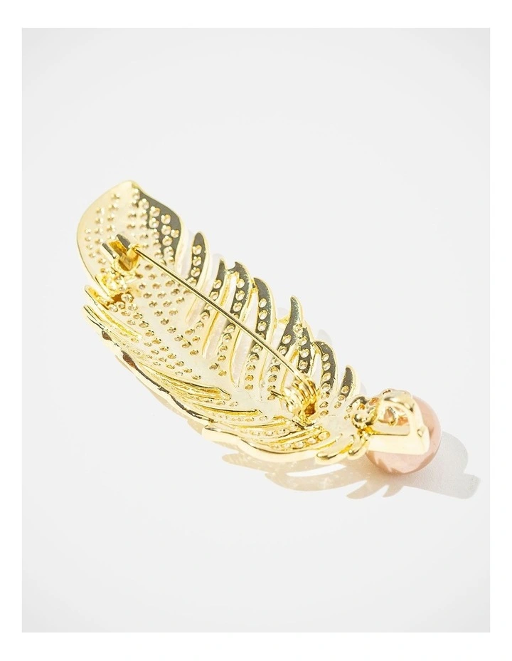 Barcs Golden Spring Brooch in Gold image 3