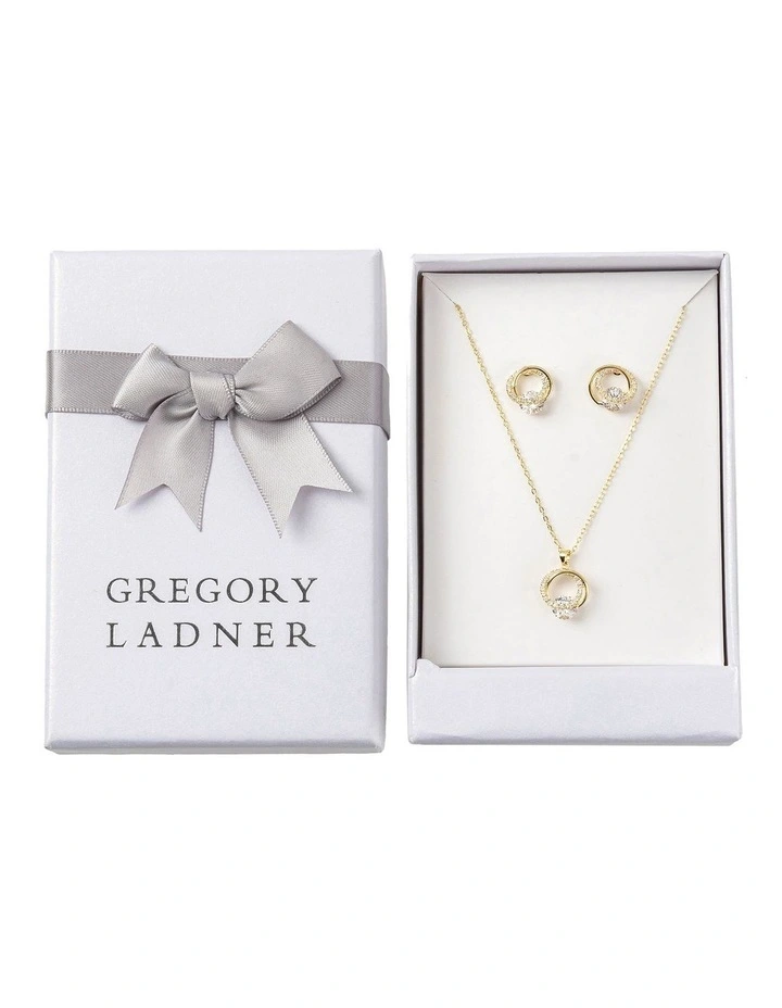 Refined Jewellery Set in Gold image 1