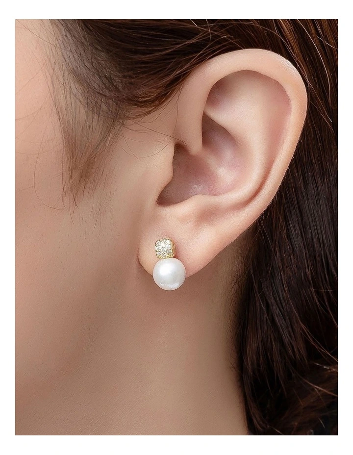 Faux Pearl Jewellery Set in Gold image 6