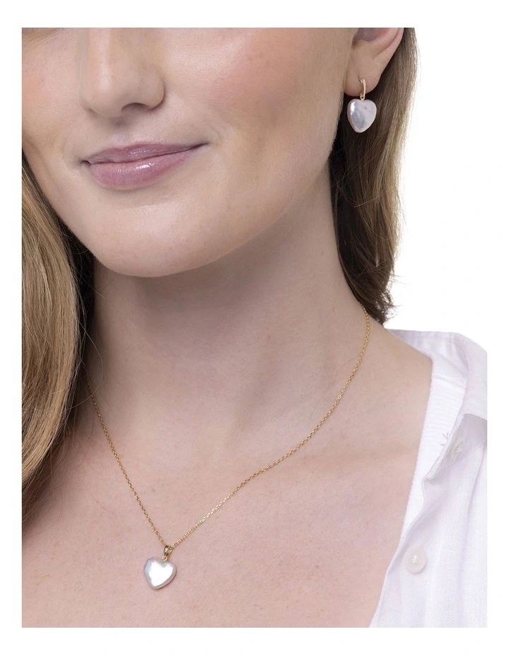 Unique Heart Pearl Earrings in White image 2