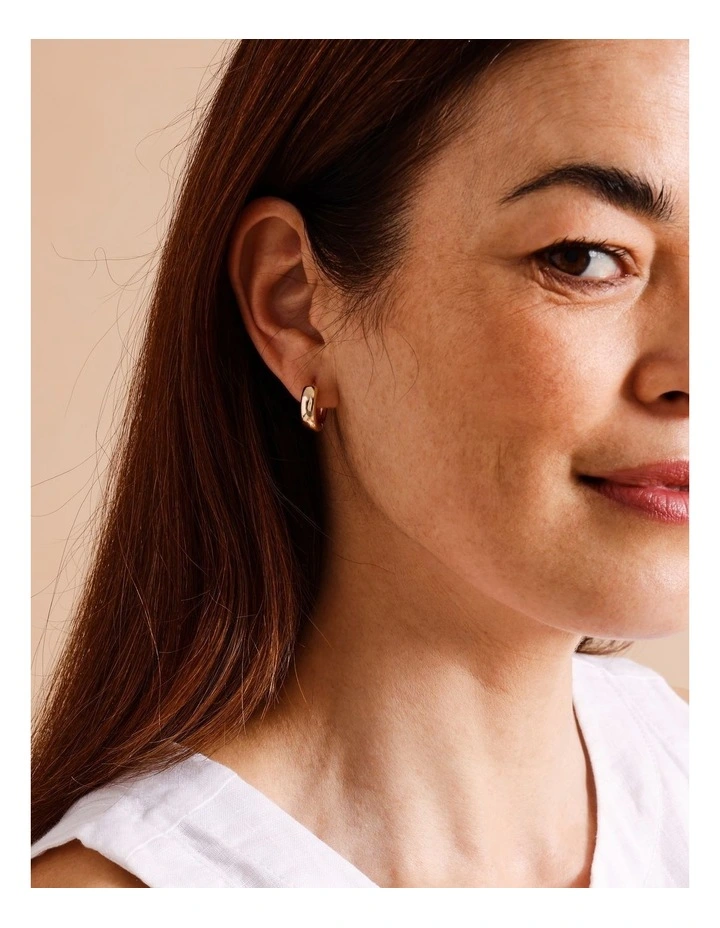 Hinged Hoop Earring in Gold image 4