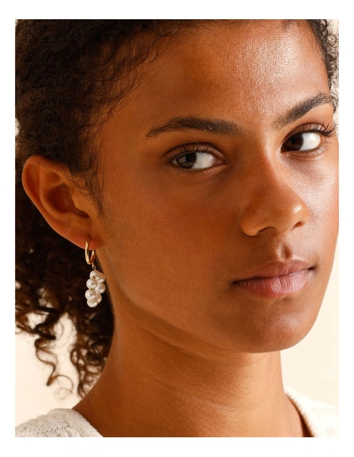Pearl Loop Drop Hoop Earring in Gold image 2