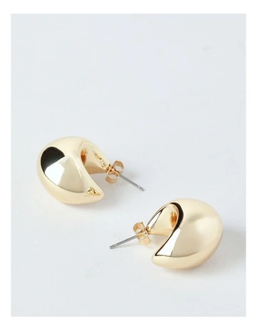 Round Hoop Earring in Gold