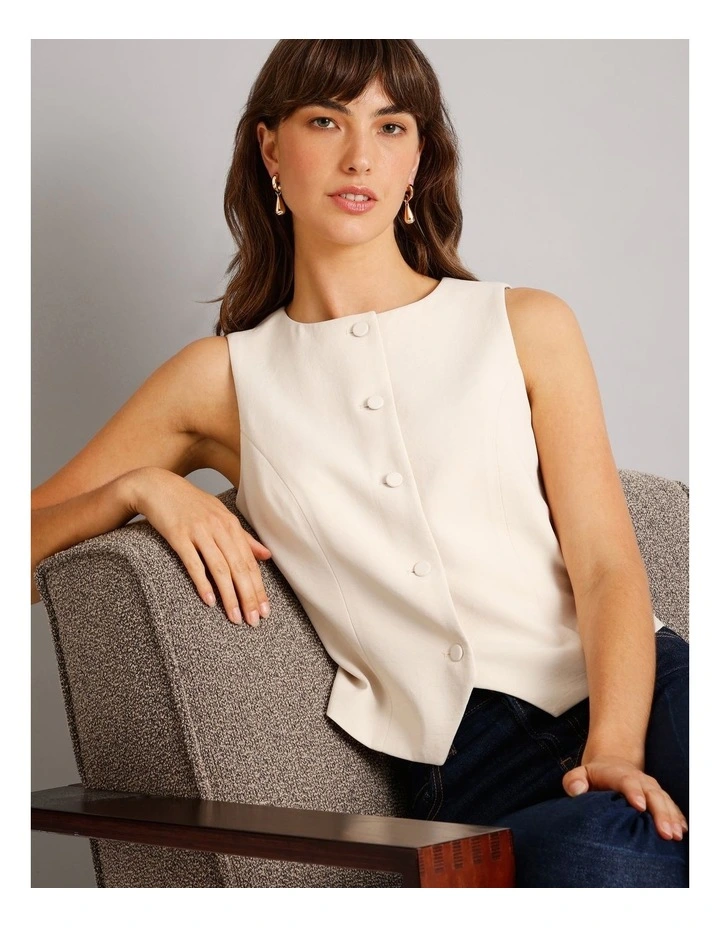 Raindrop Earring in Gold image 4