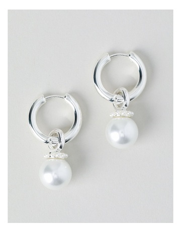 Pearl Drop Earring in Silver